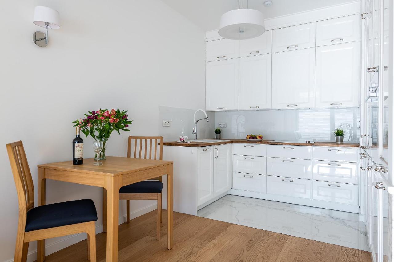 P&O Apartments Aleja Krakowska Βαρσοβία Εξωτερικό φωτογραφία